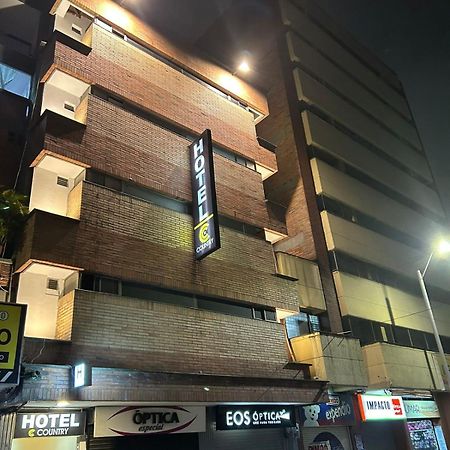 Hotel Country 메딜린 외부 사진