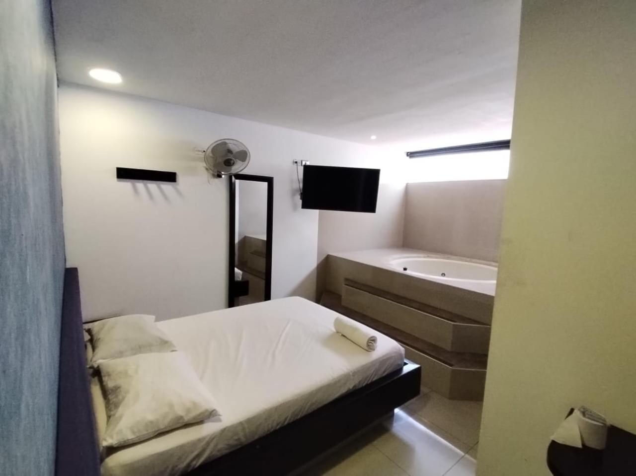 Hotel Country 메딜린 외부 사진