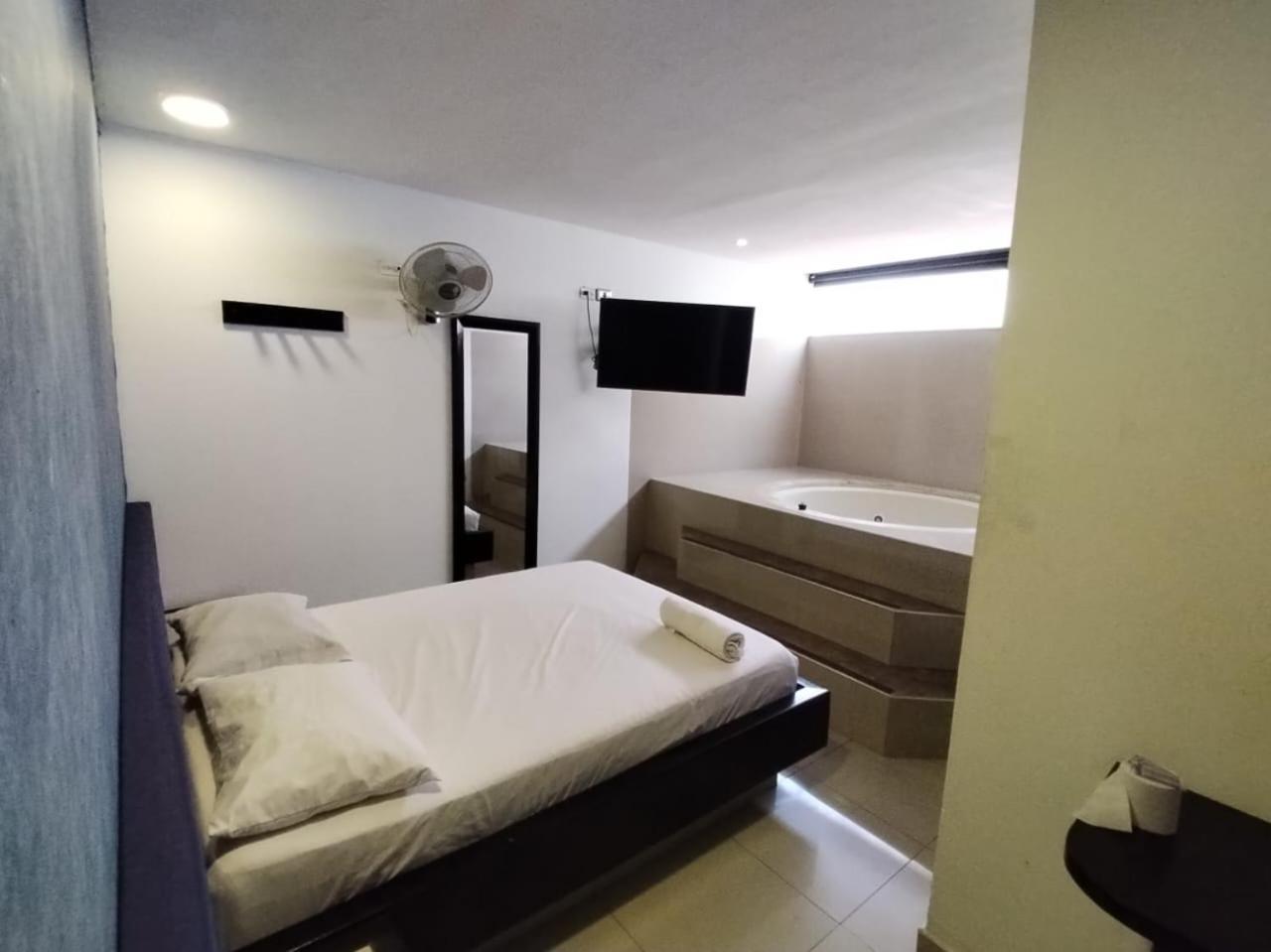 Hotel Country 메딜린 외부 사진